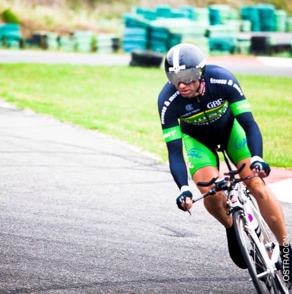 548560_579372692096379_18458085_n